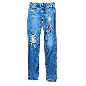 American Eagle Distressed Hi Rise Jeggings.  Size 4 Long